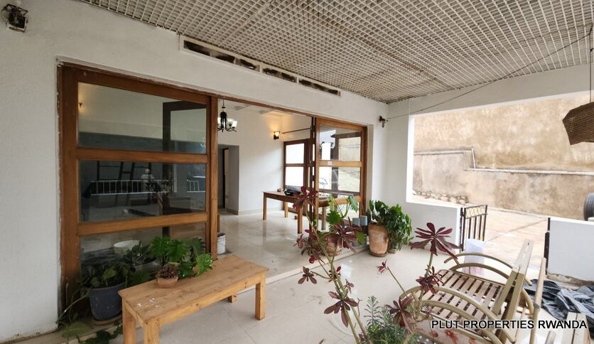 House for rent in Kacyiru plut properties (2)