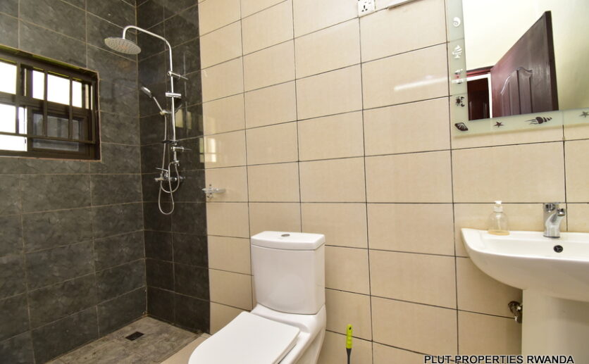 House for rent in Kacyiru plut properties (6)