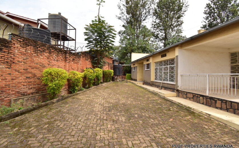 Plot for sale in Kacyiru plut properties (1)