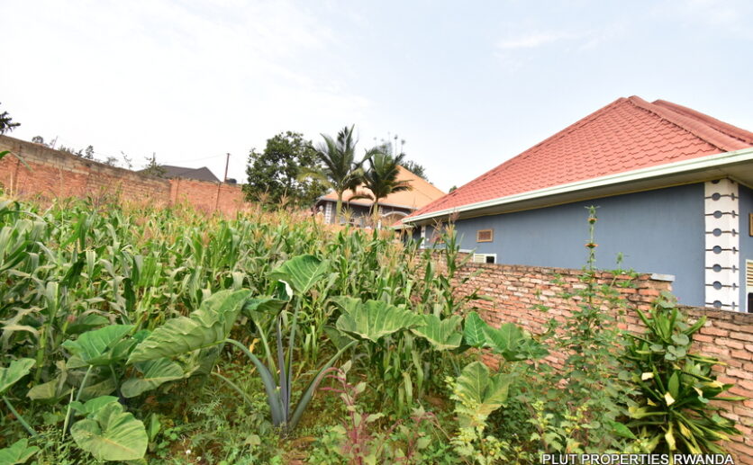 Plot for sale plut properties (6)