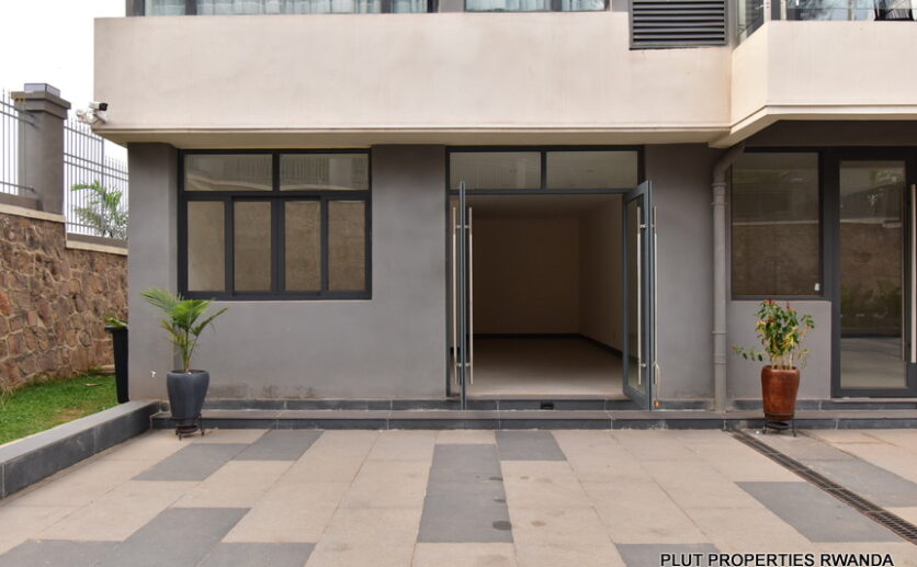 Rent space in City center plut propertes (7)