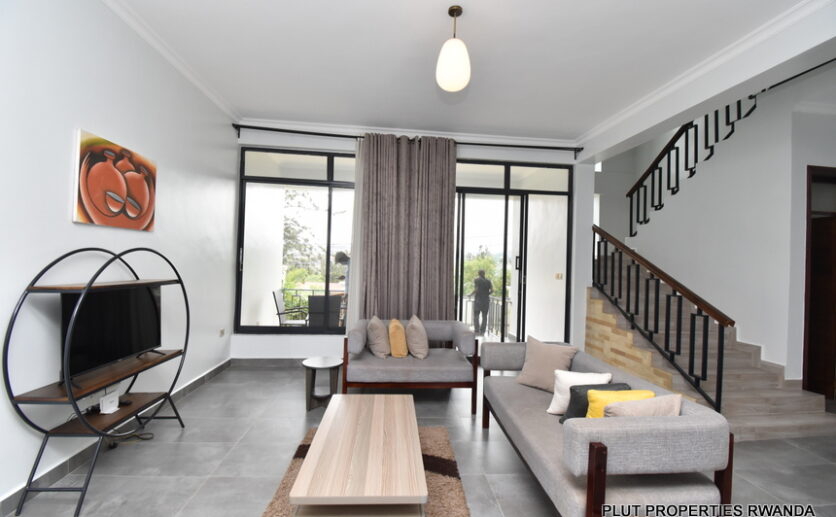 Beautiful house in Nyarutarama plut properties (2)