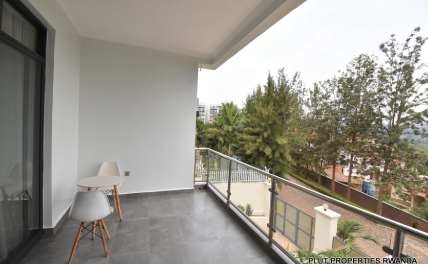 Beautiful house in Nyarutarama plut properties (8)