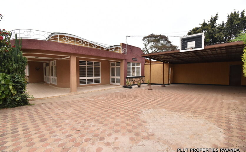 Kicukiro unfurnished house for rent plut properties (6)