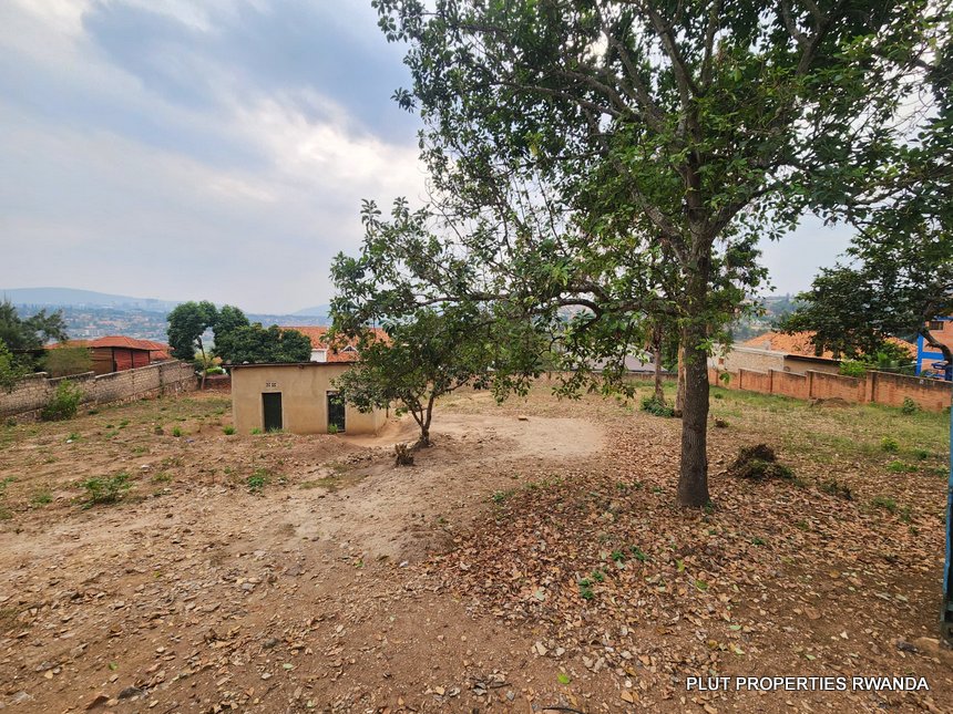Plot for Sale in Nyarutarama