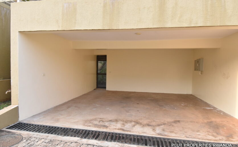 Vision city house for rent plut properties (15)