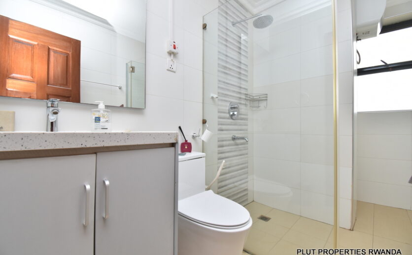 one fully furnished bedroom apartment in nyarutarama plut properties (3)