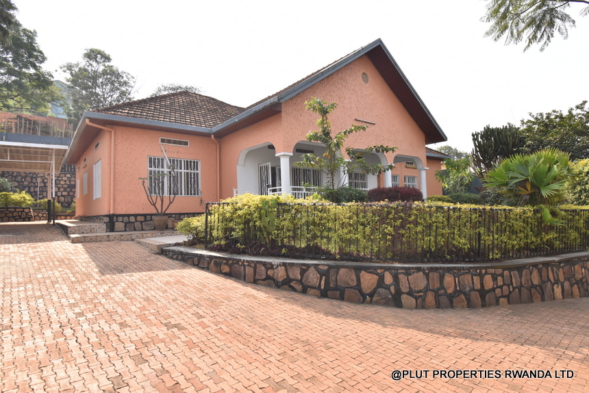 Beautiful house in Kiyovu for rent