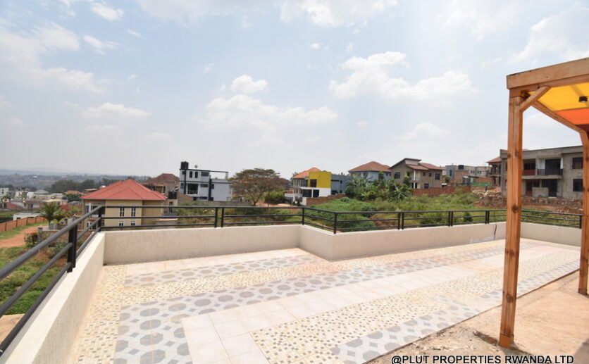unfurnished house for rent in Rusororo plut properties (2)