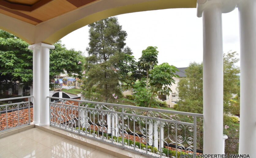 furnished 6 bedrooms house for rent plut properties (4)
