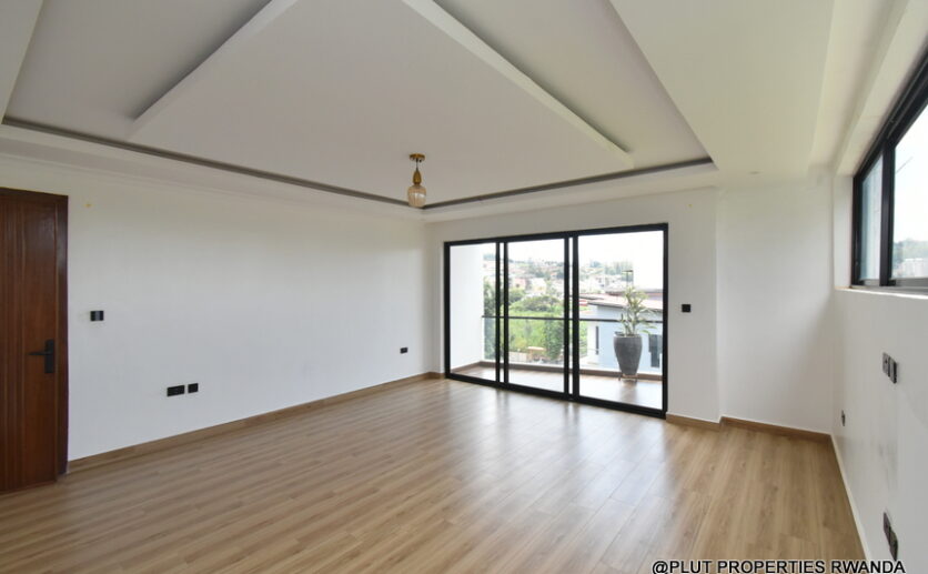 Beautiful house for sale in Kibagabaga plut properties (2)