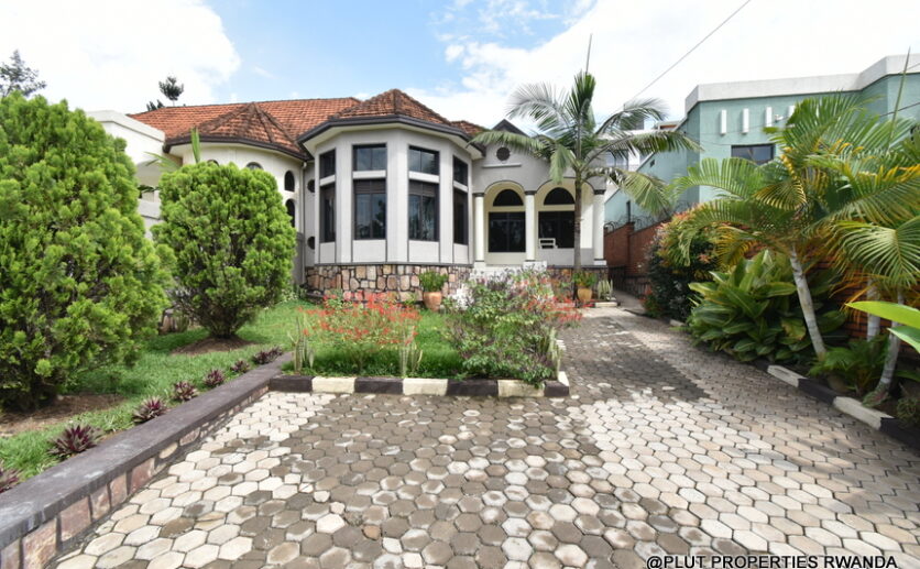 furnished house in Kibagabaga plut properties (12)