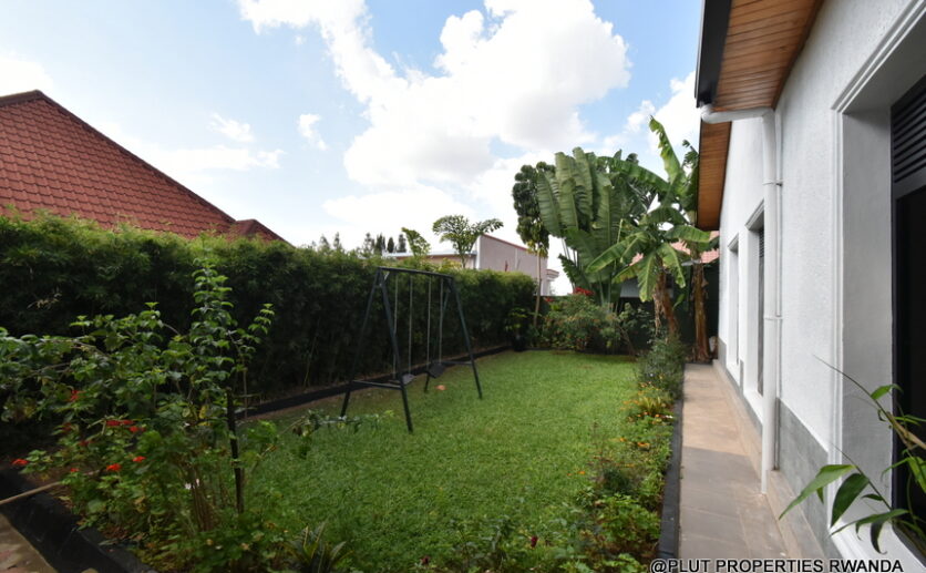 Beautiful furnished house for rent in Rebero plut properties (1)