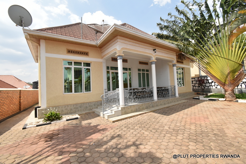 Unfurnished house for Rent in Kicukiro