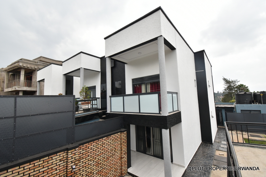 furnished 4 bedrooms house for rent in Kimironko