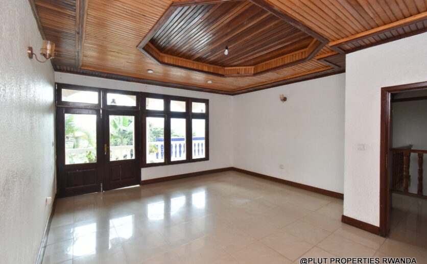 House for rent plut properties (4)