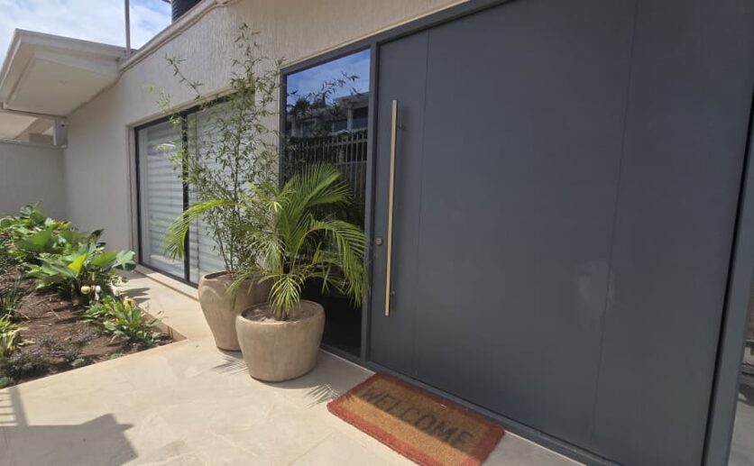 Villa for rent in Rebero plut properties (3)
