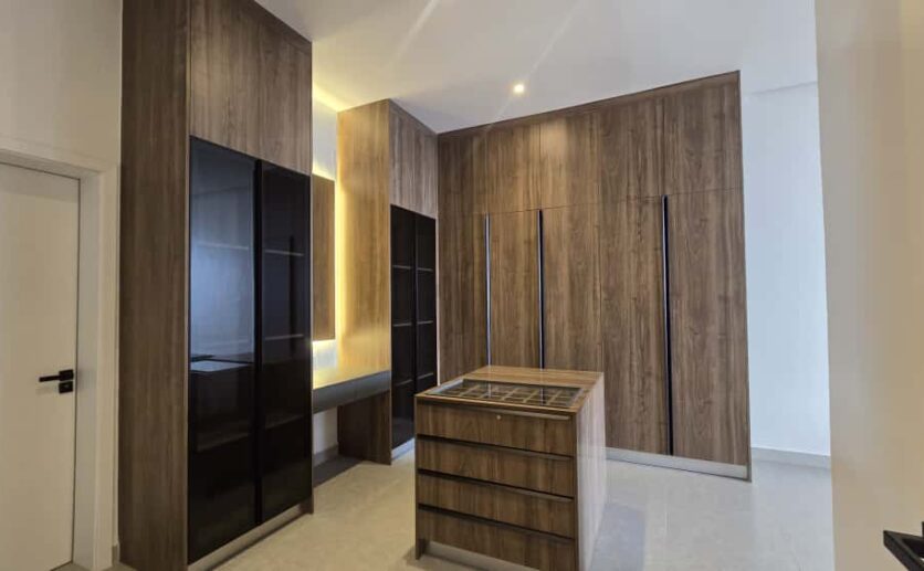 Villa for rent in Rebero plut properties (7)