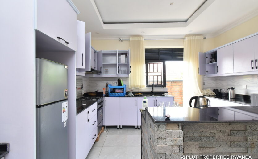 furnished apartment in Rebero Kigali plut properties (2)