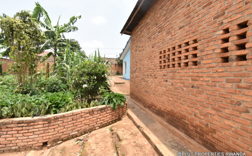 prime plot for sale plut properties (7)