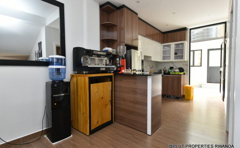 semi detached house in Gishushu plut properties (2)