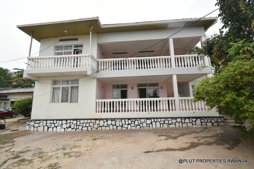BIG HOUSE FOR RENT IN NYARUTARAMA