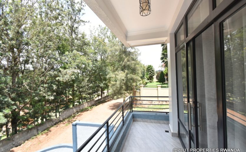 Kacyiru Kigali house for rent plut properties (10)