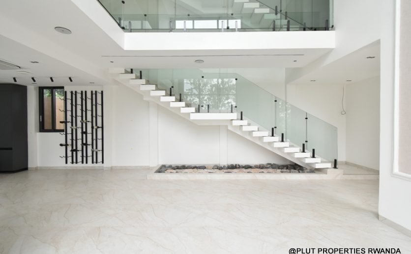 Beautiful villa for sale plut properties (5)