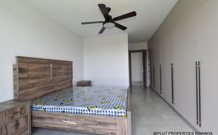 Rent in Rebero Kigali plut properties (15)