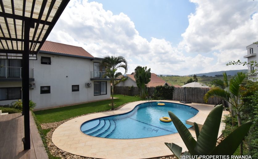 fully furnished villa in Gacuriro plut properties (19)
