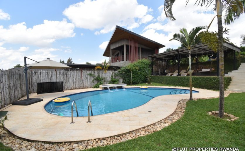 fully furnished villa in Gacuriro plut properties (23)